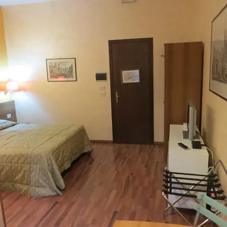 Re Di Roma Rooms